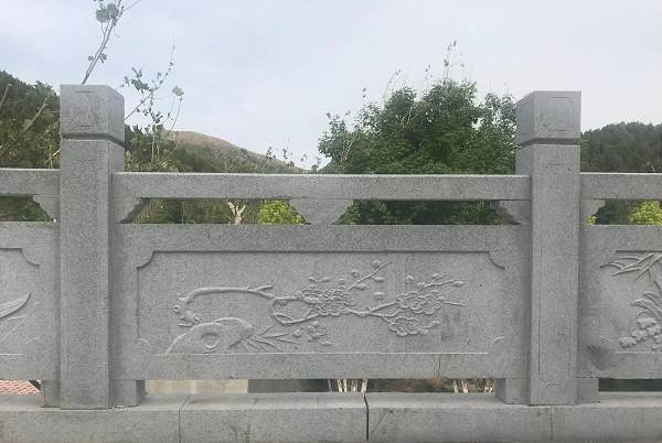 贵州省大连花岗岩栏杆和青石栏杆哪个好生产厂家实力优品